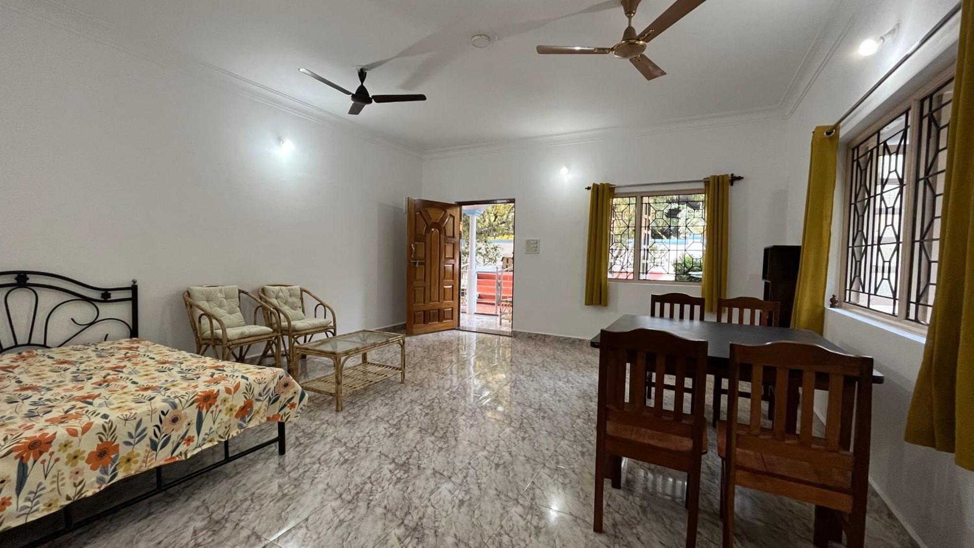 Aamra Ghar By Evaddo Apartment Mandrem