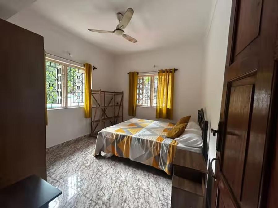 Aamra Ghar By Evaddo Apartment Mandrem