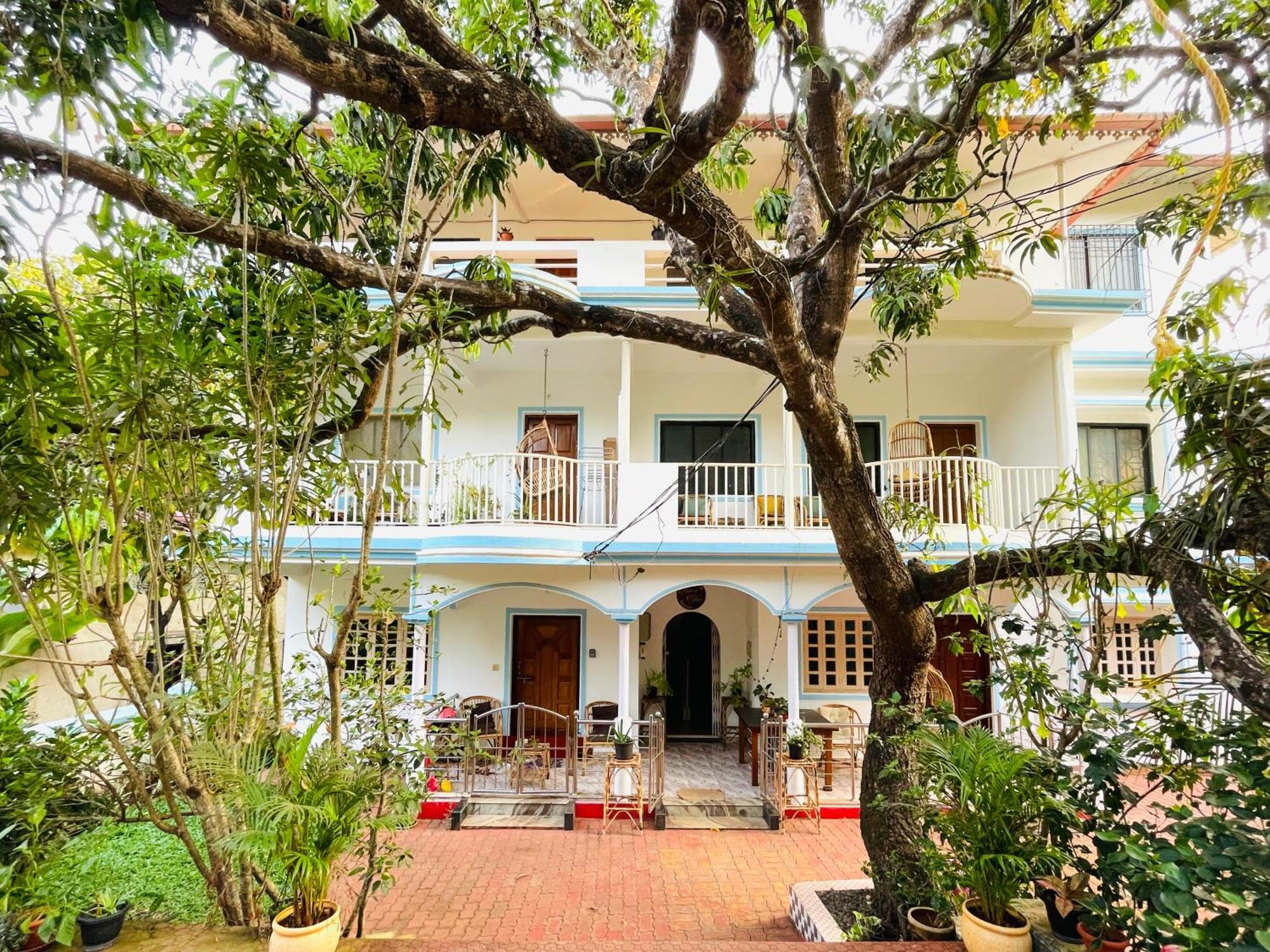 Apartment Aamra Ghar By Evaddo