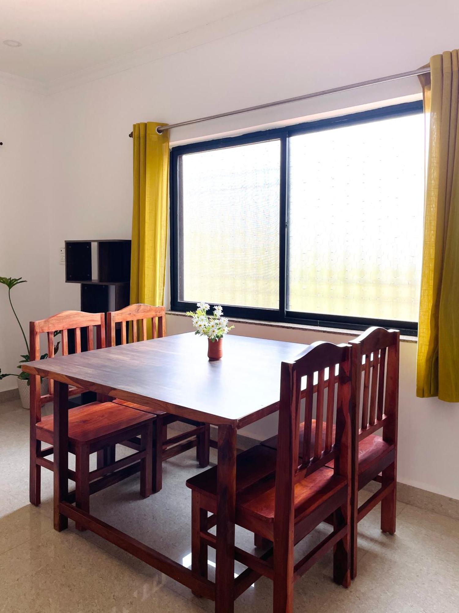 Aamra Ghar By Evaddo Apartment